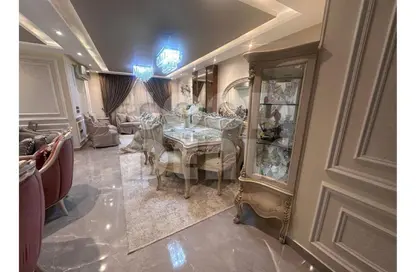 Apartment - 3 Bedrooms - 2 Bathrooms for sale in Abd Al Aziz Fahmy St. - Heliopolis Square - El Nozha - Cairo