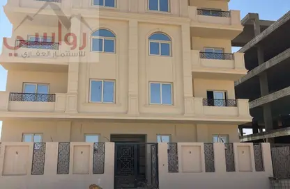 Apartment - 4 Bedrooms - 3 Bathrooms for sale in Bait Alwatan - The 5th Settlement - New Cairo City - Cairo