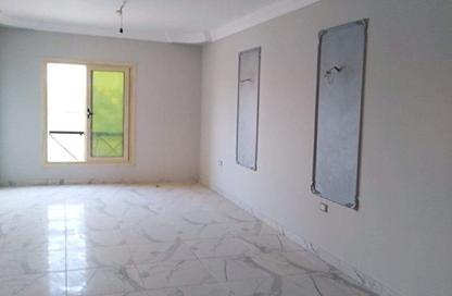 Apartment - 3 Bedrooms - 2 Bathrooms for rent in Al Sadat Axis - The 1st Settlement - New Cairo City - Cairo