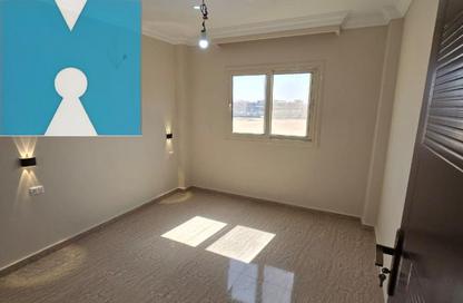 Apartment - 2 Bedrooms - 1 Bathroom for sale in Degla Gardens - Hadayek October - 6 October City - Giza