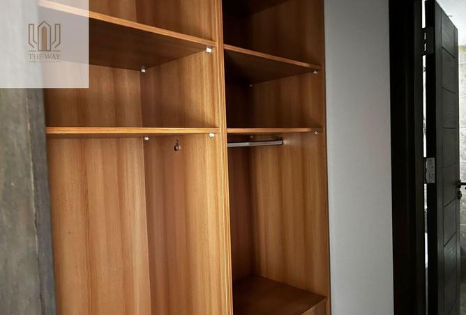 57239602 - Property Image 3