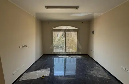 Apartment - 3 Bedrooms - 2 Bathrooms for rent in Stone Residence - 5th Settlement Compounds - The 5th Settlement - New Cairo City - Cairo