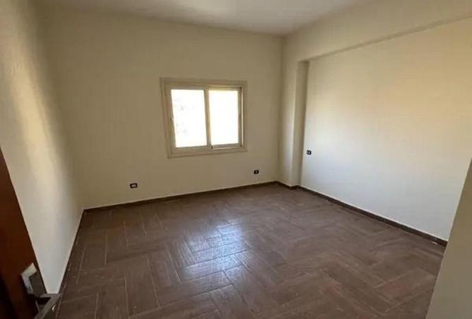 89240601 - Property Image 2