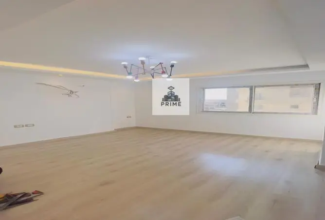 112968805 - Property Image 2