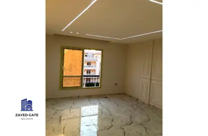 Apartment - 3 Bedrooms - 2 Bathrooms for rent in 7th District - Sheikh Zayed City - Giza