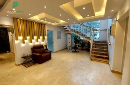 Office Space - 7+ Bedrooms - 7 Bathrooms for rent in Sarayat Al Maadi - Hay El Maadi - Cairo