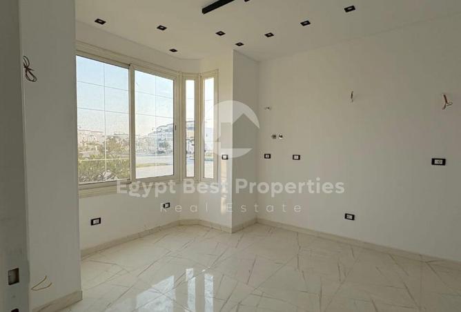 106858908 - صورة العقار 2