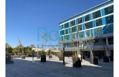 Clinic - Studio - 2 Bathrooms for rent in Centro Zayed - Sheikh Zayed Compounds - Sheikh Zayed City - Giza