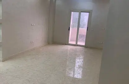 شقة - 3 غرف نوم - 1 حمام للايجار في ليلة - المستثمرين الشمالية - مدينة القاهرة الجديدة - القاهرة