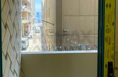 Apartment - 3 Bedrooms - 1 Bathroom for sale in Port Said St. - Sporting - Hay Sharq - Alexandria Apartment - 3 Bedrooms - 1 Bathroom for sale in Port Said St. - Sporting - Hay Sharq - Alexandria