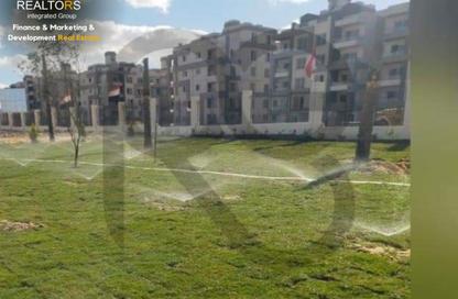 Apartment - 3 Bedrooms - 2 Bathrooms for sale in Cairo University Compound - Sheikh Zayed Compounds - Sheikh Zayed City - Giza