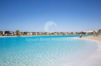 شاليه - 4 غرف نوم - 5 حمامات للبيع في سوان ليك الساحل الشمالي - قسم الضبعة - الساحل الشمالي