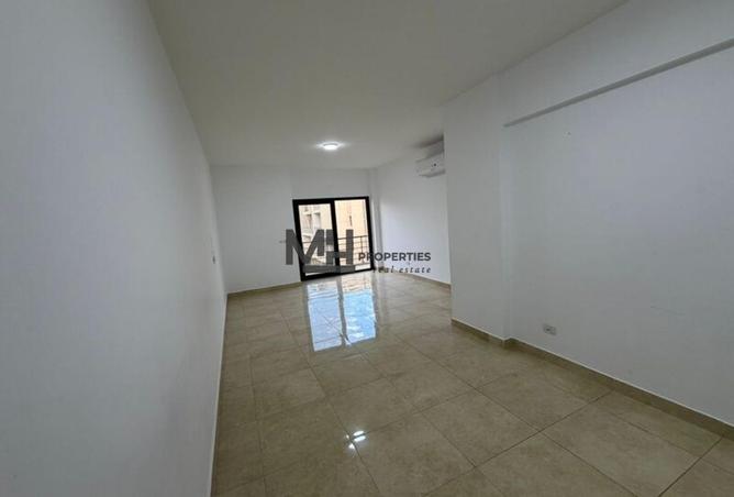 63880938 - Property Main Image