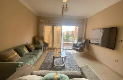 شقة - 3 غرف نوم - 2 حمامات للايجار في مدينة وصال - كمبوندات الشروق - مدينة الشروق - القاهرة