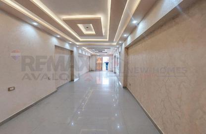 Apartment - 3 Bedrooms - 3 Bathrooms for sale in Miami - Hay Awal El Montazah - Alexandria