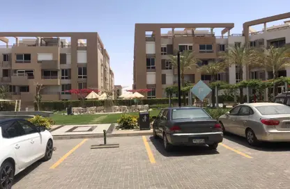 شقة - 3 غرف نوم - 2 حمامات للبيع في جراندا لايف - كمبوندات الشروق - مدينة الشروق - القاهرة