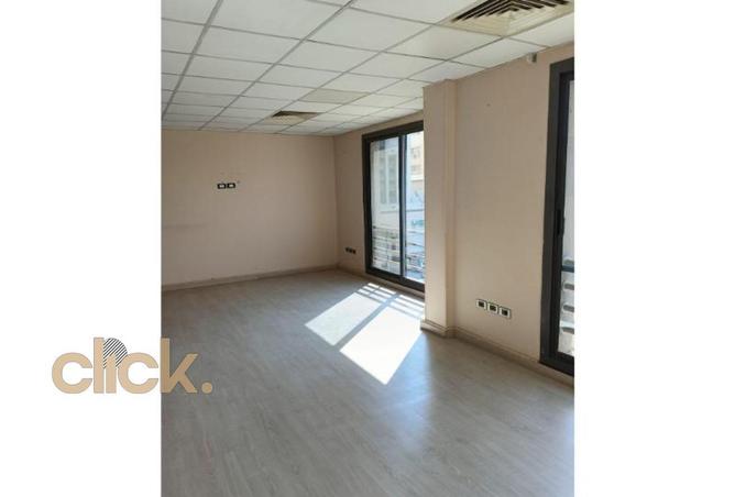 77060142 - الصورة الرئيسية للعقار