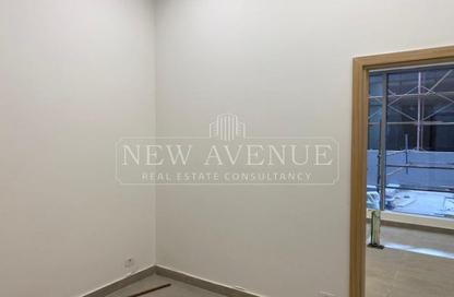 Clinic - Studio - 1 Bathroom for rent in Three Sixty - 5th Settlement Compounds - The 5th Settlement - New Cairo City - Cairo