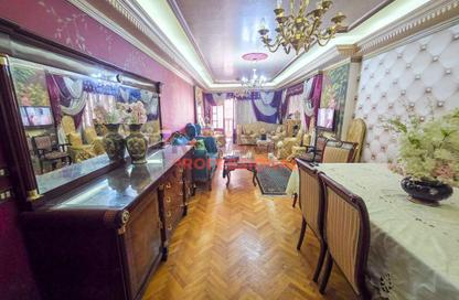 Apartment - 3 Bedrooms - 1 Bathroom for sale in Fouad St. - Raml Station - Hay Wasat - Alexandria Apartment - 3 Bedrooms - 1 Bathroom for sale in Fouad St. - Raml Station - Hay Wasat - Alexandria