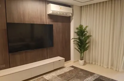 Apartment - 2 Bedrooms - 3 Bathrooms for rent in American University Housing District - 5th Settlement Compounds - The 5th Settlement - New Cairo City - Cairo