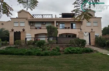 Villa - 5 Bedrooms - 3 Bathrooms for sale in Privado - Madinaty - Cairo