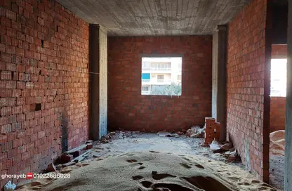 شقة - 3 غرف نوم - 1 حمام للبيع في البوابة الرابعة القديمة - حورس - حدائق الاهرام - الجيزة