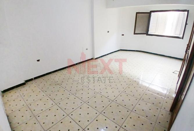 8698013 - Property Image 2