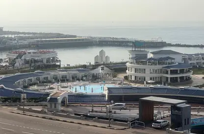 شقة - 3 غرف نوم - 3 حمامات للبيع في طريق الجيش - رشدي - حي شرق - الاسكندرية