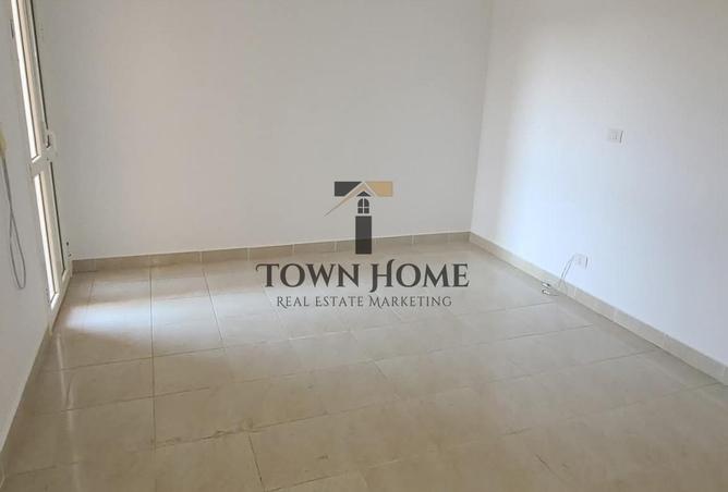 8592847 - Property Image 2