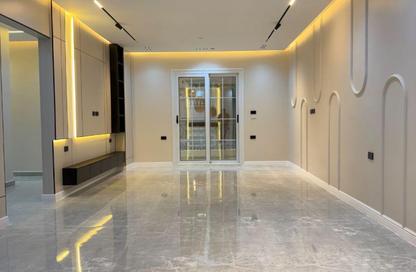 Apartment - 3 Bedrooms - 2 Bathrooms for sale in Hadayek El Ahram - Giza