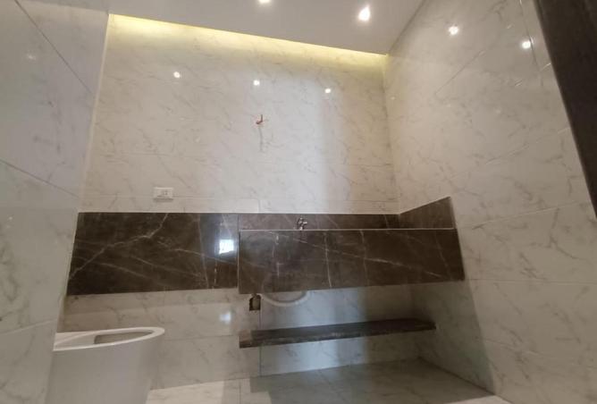 8612077 - Property Image 3