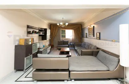 Apartment - 4 Bedrooms - 1 Bathroom for sale in Smouha - Hay Sharq - Alexandria