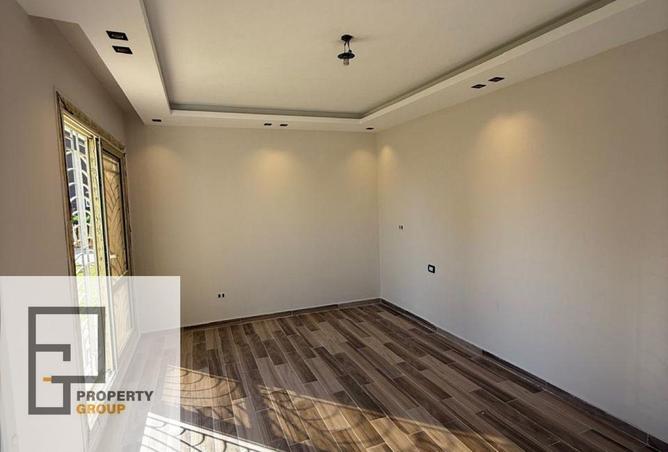 72709366 - Property Image 2