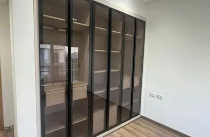 فيلا - 5 غرف نوم - 5 حمامات للايجار في مدينة وصال - كمبوندات الشروق - مدينة الشروق - القاهرة