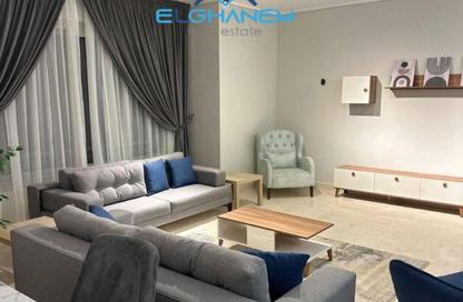 Apartment - 3 Bedrooms - 2 Bathrooms for sale in Palm Hills Village Gate - South Investors Area - New Cairo City - Cairo