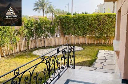 Villa - 5 Bedrooms - 5 Bathrooms for rent in Royal City - Sheikh Zayed Compounds - Sheikh Zayed City - Giza Villa - 5 Bedrooms - 5 Bathrooms for rent in Royal City - Sheikh Zayed Compounds - Sheikh Zayed City - Giza