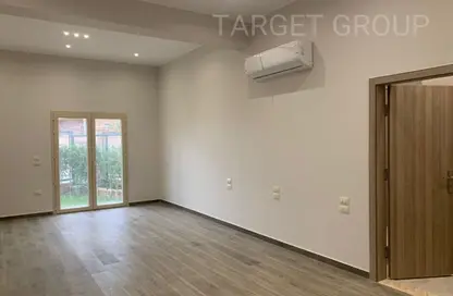 فيلا - 7 غرف نوم للايجار في رويال لاجون - المستثمرين الشمالية - مدينة القاهرة الجديدة - القاهرة فيلا - 7 غرف نوم للايجار في رويال لاجون - المستثمرين الشمالية - مدينة القاهرة الجديدة - القاهرة