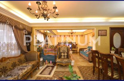 Apartment - 3 Bedrooms - 2 Bathrooms for sale in Al Fath St. - Fleming - Hay Sharq - Alexandria