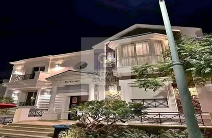 Villa - 5 Bedrooms - 4 Bathrooms for sale in Mountain View iCity - 5th Settlement Compounds - The 5th Settlement - New Cairo City - Cairo