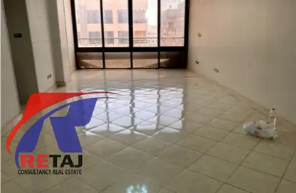 Apartment - 3 Bedrooms - 1 Bathroom for sale in Omar Ibn Al Khattab St. - 10th Zone - Nasr City - Cairo