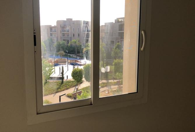98012531 - Property Image 3