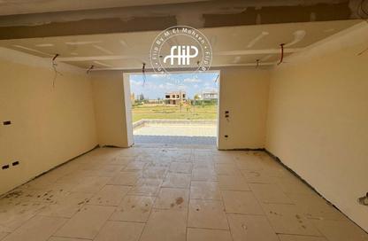 Villa - 4 Bedrooms - 3 Bathrooms for sale in Ivy - Cairo Alexandria Desert Road - Giza