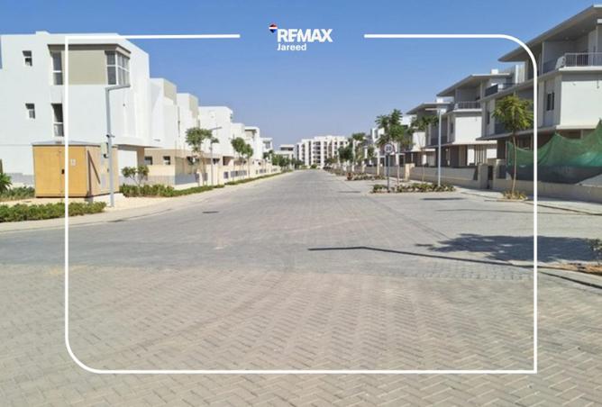 99812941 - Property Image 3