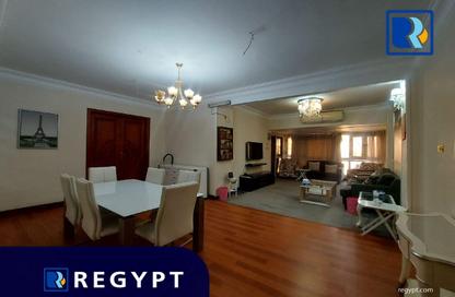 Apartment - 3 Bedrooms - 2 Bathrooms for rent in Ismail Mohamed St. - Zamalek - Cairo