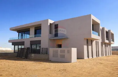 منزل مزدوج - 3 غرف نوم - 4 حمامات للبيع في ذا كراون - طريق مصر اسكندرية الصحراوي - مدينة 6 أكتوبر - الجيزة