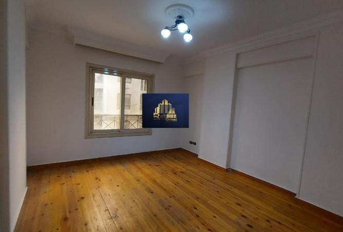 63636704 - Property Main Image