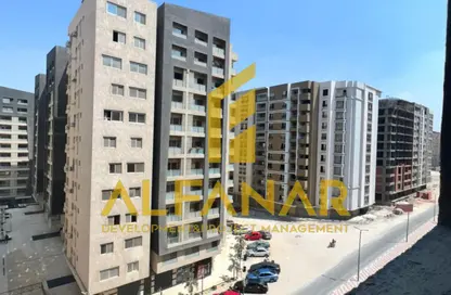 شقة - 3 غرف نوم - 2 حمامات للبيع في شارع افريقيا - امتداد مصطفي النحاس - النادي الأهلي - مدينة نصر - القاهرة