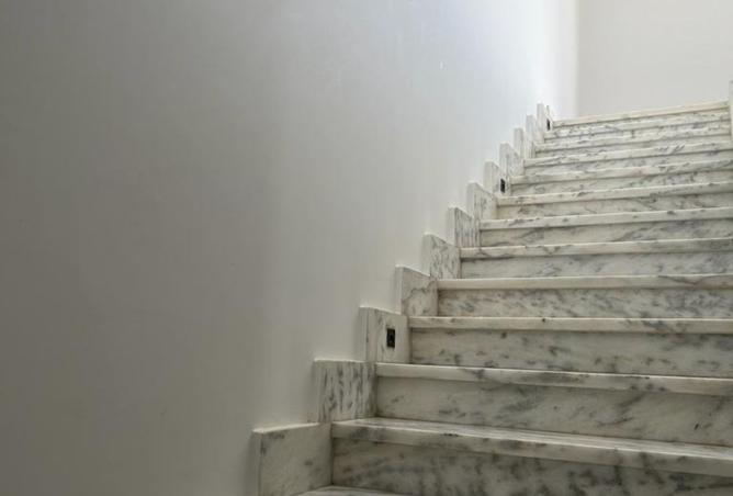 102076216 - Property Image 3