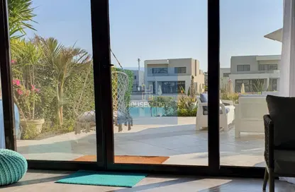 فيلا - 3 غرف نوم - 3 حمامات للبيع في أزهى - العين السخنة - السويس