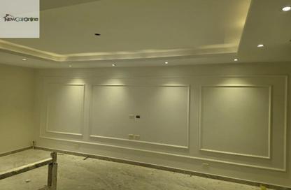 Duplex - 3 Bedrooms - 3 Bathrooms for sale in El Banafseg Apartment Buildings - El Banafseg - New Cairo City - Cairo